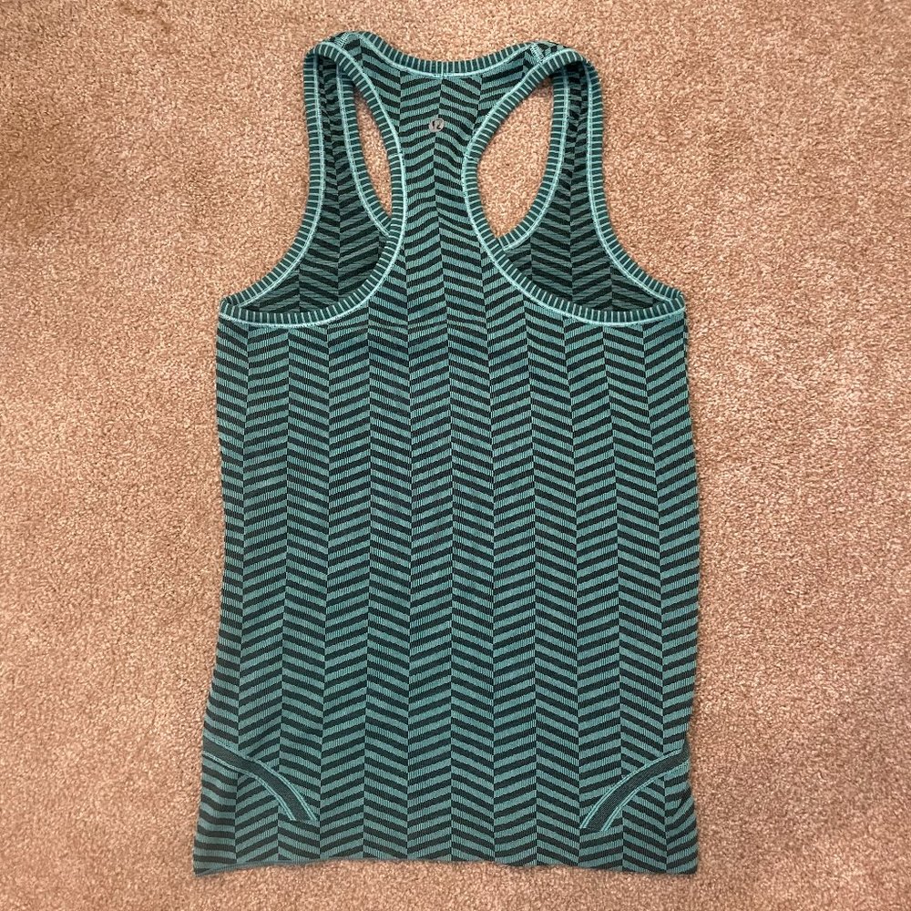 Lululemon Run: Swiftly Tech Racerback - Picture 2 of 2